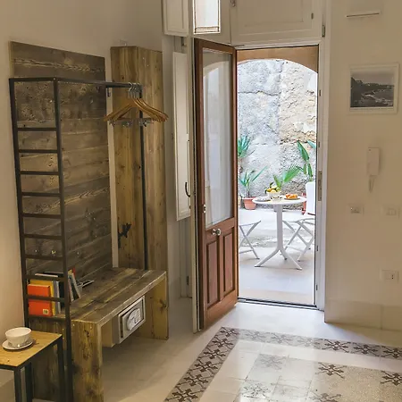 Dione By Dimore In Sicily Ortigia 시라쿠사