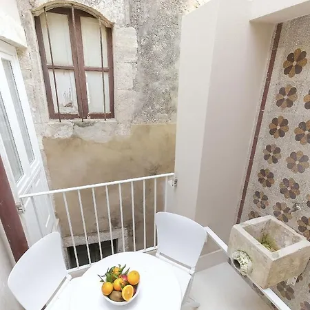 Dione By Dimore In Sicily Ortigia *